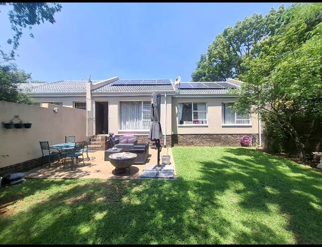 3 BEDROOM TOWNHOUSE FOR SALE IN BROADACRES